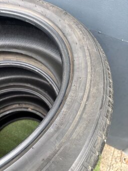 Zimní pneumatiky Hankook 235/55/19 - 3