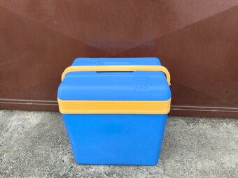 Chladiaci Box 24L - 3