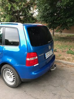 Volkswagen Touran - 3