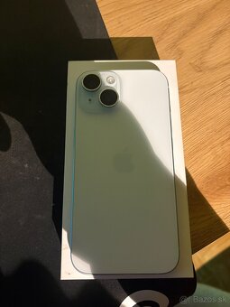 iPhone 15 - 3