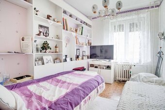 2-izbový byt prerobený na 3-izbový s balkónom blízko stanice - 3