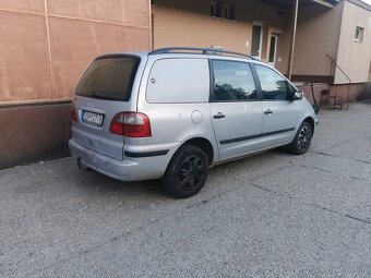 Ford Galaxy 1.9 - 3