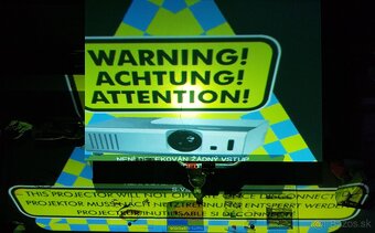 Predam projektor Hitachi ED-A101 - 3