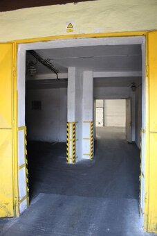 Skladové priestory, 10 km od Trenčína - 3