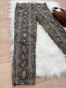 Dámske 3/4 nohavice s hadím vzorom, 36 - 3