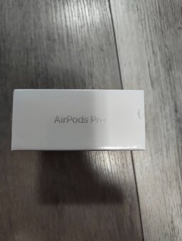 Apple AirPods Pro (3. Generácia) - 3