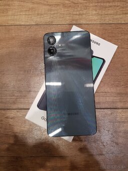 Samsung Galaxy A06 - 6/128GB - 3