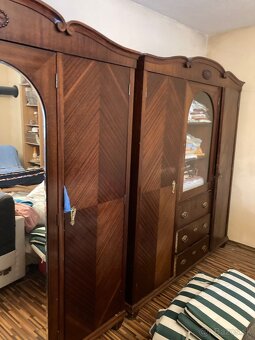 Starožitné skrine. - 3