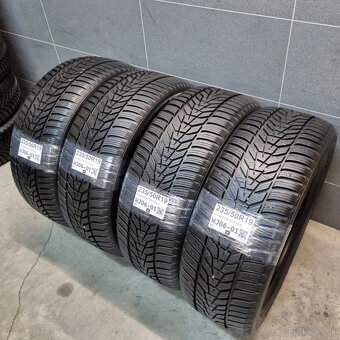 Zimné pneumatiky 235/50 R19 HANKOOK - 3