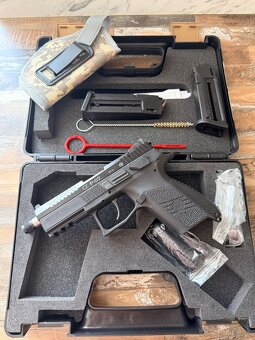 CZ P-07 KADET 22LR - 3