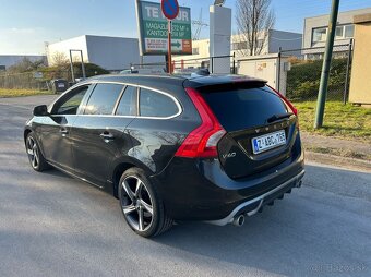 Volvo v60 D4 120kw M6 R-Design 5valec - 3
