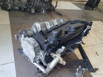 Rozpredam motor Audi a4 b8 2.0 tdi CAGA - 3