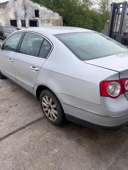 Predám náhradné diely na Volkswagen Passat b6 2.0tdi BKP - 3