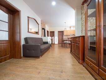 Prerobený rodinný dom, veľký pozemok + potenciál obec Pata - 3