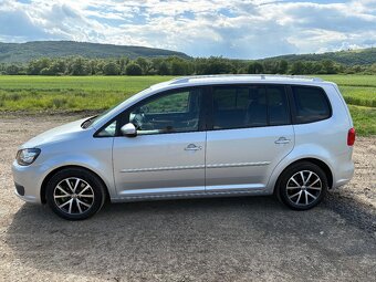 VW Touran 2.0TDi Highline DSG - 3