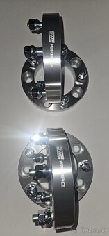 Podlozky 3cm 5x139.7 - 3