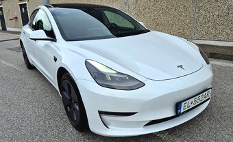 TESLA 3 LONG RANGE 2/2022 FACELIFT 366KW 4X4 odpočet DPH - 3