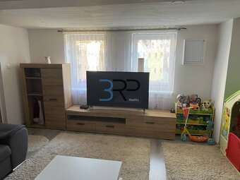 Na predaj rodinný dom v obci Kuklov - 3