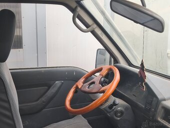 Predám Mitsubishi l300 - 3
