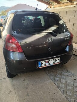 Toyota Yaris 1.3 64kw - 3