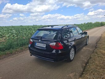 Bmw 320d 120kw e91. Manual - 3