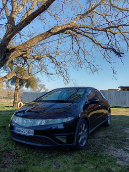 Predám/Vymením Honda Civic 8g Executive 2.2i-ctdi - 3