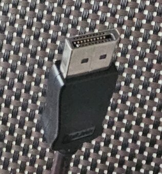 Redukcia Display port - HDMI - 3
