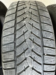 Zimné pneu GoodYear 23560R18 - 3