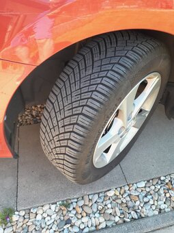Auris 1.6 valvematic - 3