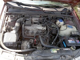Predám Passat B4 2.0 i ..95 oktán 85 kw - 3