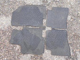originálne gumené koberce do auta Hyundai i20 - 3