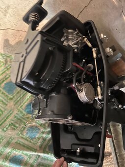 Lodny motor Suzuki DT30 - 3