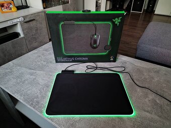 Razer Ornata Chroma + Razer Goliathus Chroma - 3