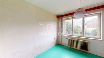 Na predaj dom s 1800 m2 pozemkom v Malom Čepčíne - 3