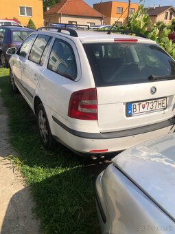 Skoda Octavia 2diesel DSG bez tp a spz - 3