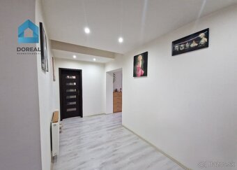 DOREAL/RODINNÝ DOM S HALOU PRE PODNIKANIE, LETNIČIE - 3