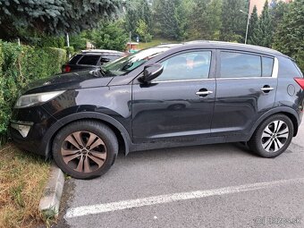 Kia Sportage 2.0 CRDI 4x4 AWD 130 kW A/T – Metalíza čierna – - 3