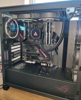 Ryzen 7 RX7800XT - 3