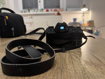 Fujifilm X-T100 + príslušenstvo - 3