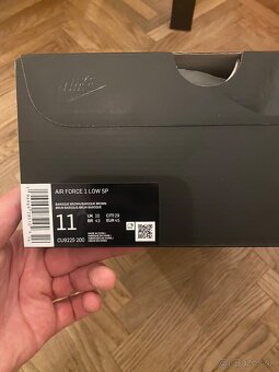 Nike Air Force 1 x Supreme - 3