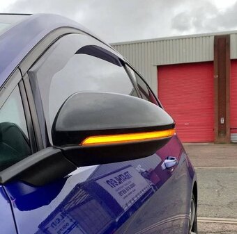 Dynamicke LED smerovky spatnych zrkadiel - 3