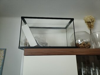 Akvárium aj s filtrom - 3
