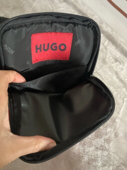 Hugo originál crossbody taška - 3
