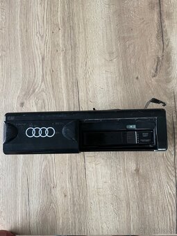 Audi C4 100/A6 - 3