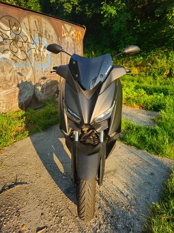Yamaha XMAX TECH MAX 125 - 3
