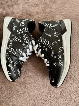 Tenisky guess - 3