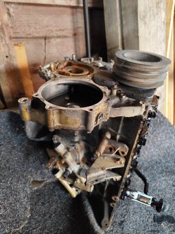 Blok motora 2.7 TD 74 kw Nissan - 3