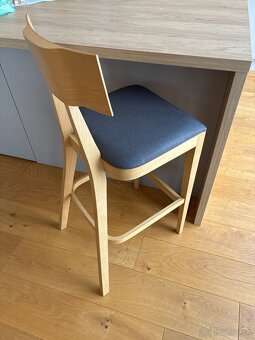 2ks drevených barových stoličiek - 3