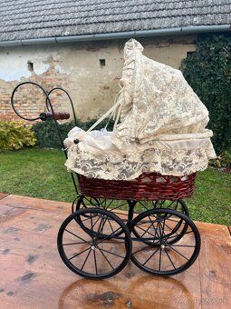 Kočiarik s bábikou - 3