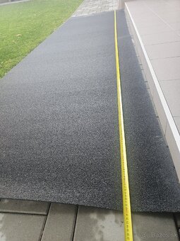 Protišmyková podlahová guma - 3